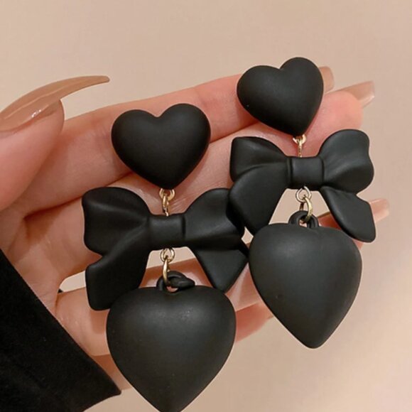 Large Retro Black Heart Bow Dangle Statement Earrings Y2K Big - Picture 1 of 7